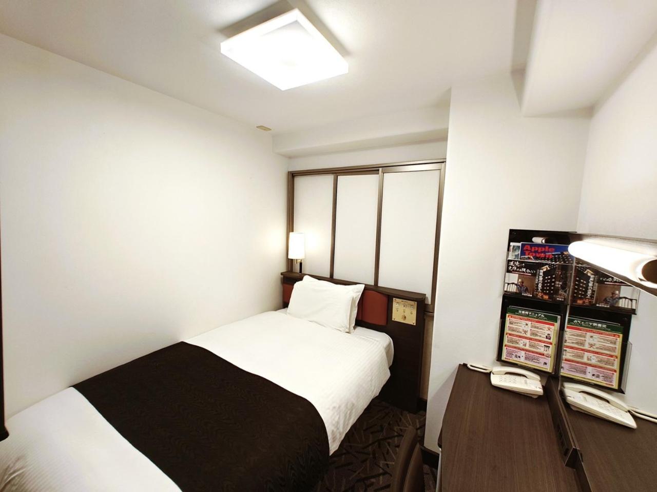 Apa Hotel Tokushima Ekimae Buitenkant foto
