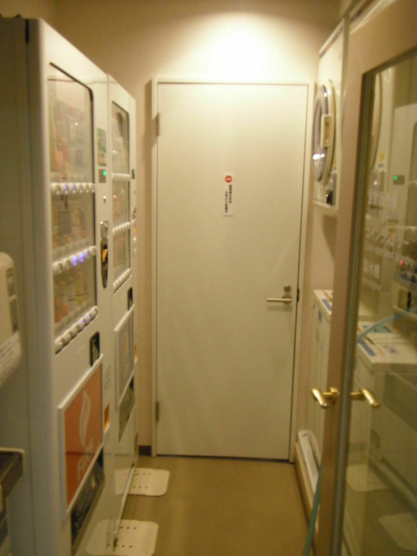 Apa Hotel Tokushima Ekimae Buitenkant foto